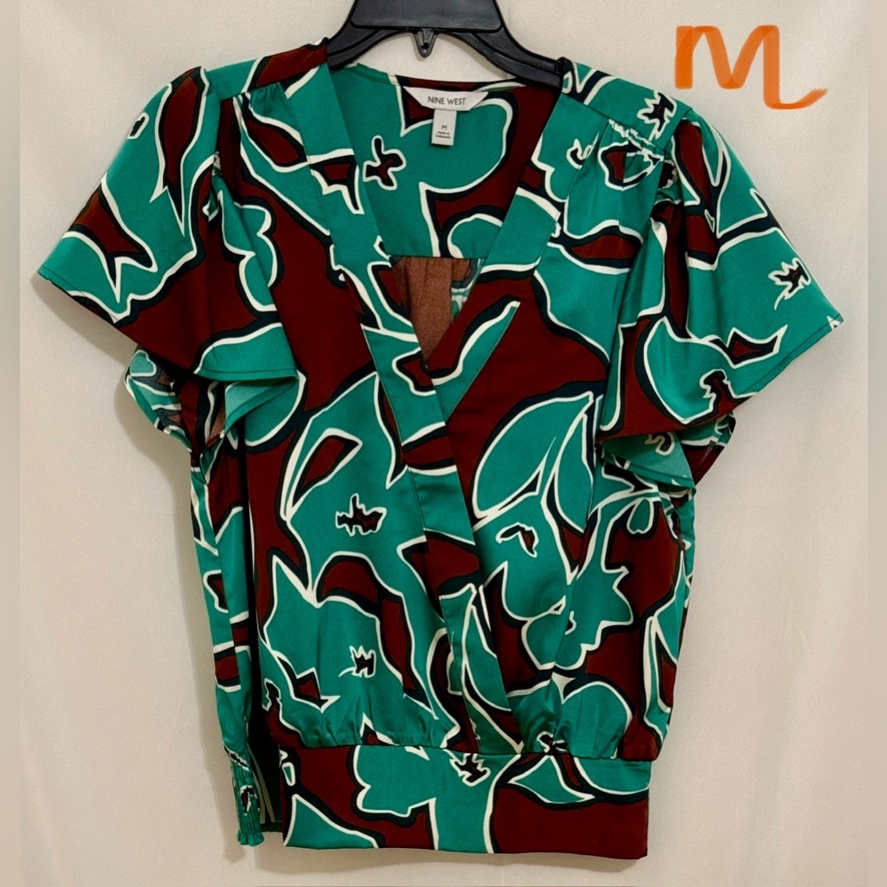 Nine West Graphic Green Blouse with Relaxed Fit